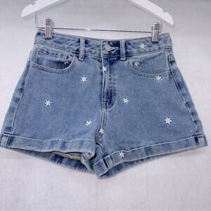 Girls Pacsun Denim Jean Roll Cuff Mom Shorts Embroidered Daisy Print size 24